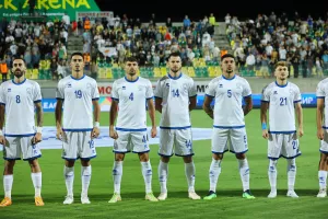 Κύπρος - Ελλάδα: Τρίποντο... με Τζιωνή στο ντεμπούτο του Τιμούρ! (φώτος) 