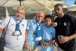 Fan-Day Πάφου: Τους ξεσήκωσε η Στικούδη! (Βίντεο/Φώτος)