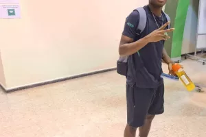Με χαμόγελο... ο τραυματίας Τζαβέ (Φώτος)