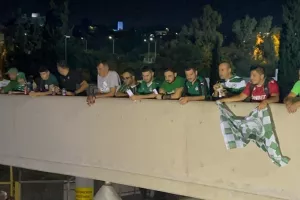 Ομόνοια/Άφιξη και... υποδοχή (Φώτος/Βίντεο)