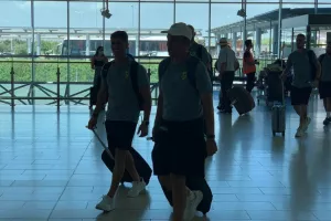 Η ΑΕΚ στο αεροδρόμιο/ Μέσα ο Ροσάλες (Φώτος)