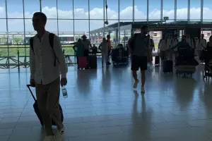 Η ΑΕΚ στο αεροδρόμιο/ Μέσα ο Ροσάλες (Φώτος)