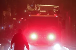 Οικογενειακή τραγωδία: Πήγε να κάψει το σπίτι του αδελφού του και τελικά απανθρακώθηκε ο ίδιος
