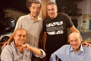 Απόλλων - ΑΕΛ με Πλατινί! 