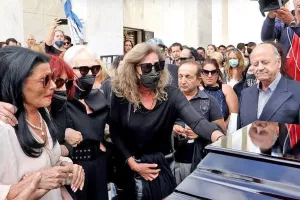 Το τελευταίο «αντίο» στη Μάρθα Καραγιάννη