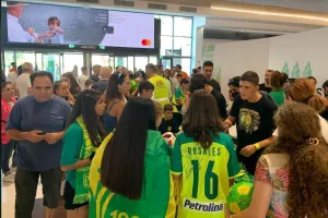 Χρώμα… ΑΕΚ στο Metropolis Mall (Φώτος)