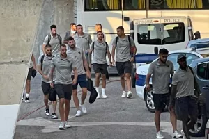 ΦΩΤΟΣ/ Η άφιξη της Πάφου