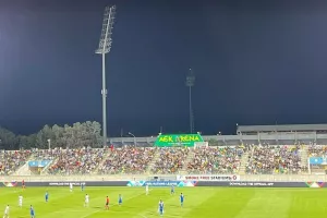 (ΦΩΤΟΡΕΠΟΡΤΑΖ) Ο κόσμος στο "ΑΕΚ Αρένα"