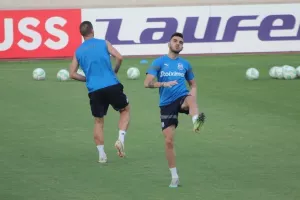 ΦΩΤΟΣ/Το μάθημα από τον Καταλά και οι παρόντες στην προπόνηση