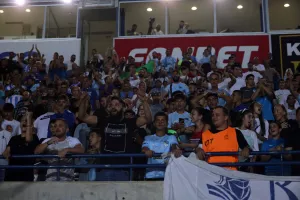 Πάφος: Όλοι με κασκόλ στο Τσίρειο