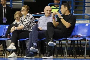 Ο Ερ.Αστέρας νίκησε... στον πόντο το Περιστέρι (φώτος)