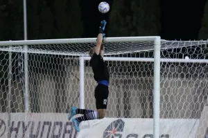 ΕΝΠ-Δόξα: "Διπλό" με ανατροπή και πρώτο... τρίποντο! (φώτος)
