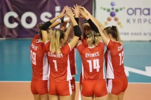Ήττα για τα κορίτσια μας από την Ουγγαρία (φώτος)