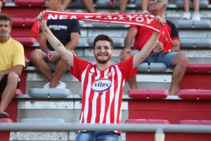 (Φωτορεπορτάζ) Ο κόσμος στο "Στάδιο Αμμόχωστος"