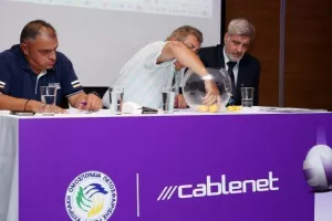 Το πρόγραμμα στα πρωταθλήματα πετόσφαιρας (φώτος)