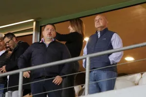 Ντιναμό - ΑΕΚ: Γκολάρα ο Γκιούρτσο και μεγάλο διπλό! (φώτος)