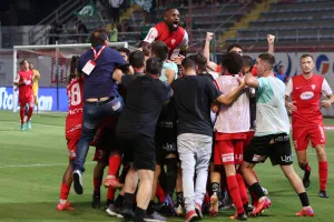 Με "αέρα" κορυφής στην ΑΡΕΝΑ η Νέα Σαλαμίνα
