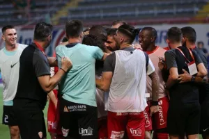 Νέα Σαλαμίνα - Ακρίτας: Δεύτερη νίκη, με την ίδια... συνταγή! (Φώτος)