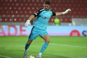 Ντιναμό - ΑΕΚ: Γκολάρα ο Γκιούρτσο και μεγάλο διπλό! (φώτος)