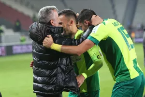 Στα... ελληνικά ο Ρόκα: "Δεν έχω λόγια να σας ευχαριστήσω. Πάμε ΑΕΚΑΡΑ!"