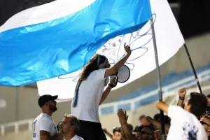 Απόλλων -Ντνίπρο: "Στράβωσε" στην αρχή, το πάλεψε (χωρίς αποτέλεσμα) στην συνέχεια (Φώτος)