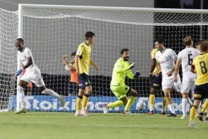 ΑΕΛ - Δόξα: Σπουδαίο παιχνίδι, μεγάλο "διπλό"! (φώτος)