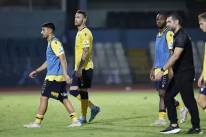 ΑΕΛ - Δόξα: Σπουδαίο παιχνίδι, μεγάλο "διπλό"! (φώτος)