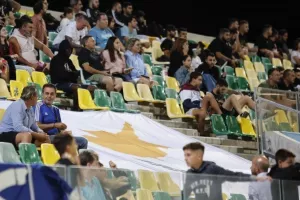 (ΦΩΤΟΡΕΠΟΡΤΑΖ) Ο κόσμος στο "ΑΕΚ Αρένα"