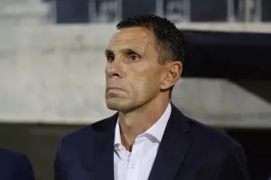 Κύπρος - Ελλάδα: Τρίποντο... με Τζιωνή στο ντεμπούτο του Τιμούρ! (φώτος) 
