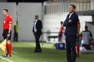Κύπρος - Ελλάδα: Τρίποντο... με Τζιωνή στο ντεμπούτο του Τιμούρ! (φώτος) 