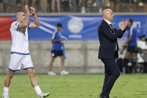 Το "ξέσπασμα" των διεθνών, οι αντιδράσεις του Τιμούρ (φώτος)