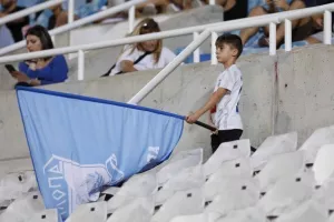 Απόλλων -Ντνίπρο: "Στράβωσε" στην αρχή, το πάλεψε (χωρίς αποτέλεσμα) στην συνέχεια (Φώτος)