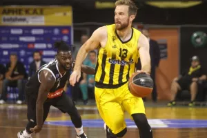 Τρίτο ban για την ΚΑΕ Άρης από τη FIBA