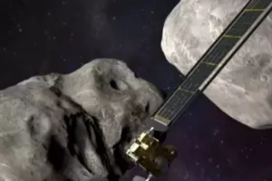 Ιστορική στιγμή: Σκάφος... καμικάζι της NASA έπεσε πάνω σε αστεροειδή