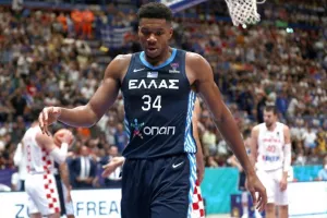 Αντετοκούνμπο: «Το πρώτο βήμα του ταξιδιού…»