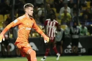 Πλήγμα με Βατσλίκ στον Ολυμπιακό