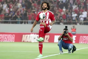 Οι 12 πιο ξεχωριστές φωτογραφίες από την εντυπωσιακή παρουσίαση του Μαρσέλο