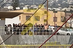Ουρές οι Παφίτες για εισιτήριο στο παρά πέντε! 