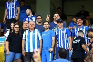(Φωτορεπορτάζ) Ο κόσμος στο Ανόρθωση-ΑΠΟΕΛ