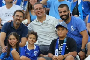 (Φωτορεπορτάζ) Ο κόσμος στο Ανόρθωση-ΑΠΟΕΛ
