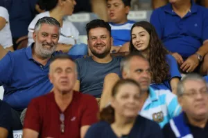 (Φωτορεπορτάζ) Ο κόσμος στο Ανόρθωση-ΑΠΟΕΛ