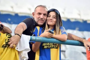 (Φωτορεπορτάζ) Ο κόσμος στο Ανόρθωση-ΑΠΟΕΛ