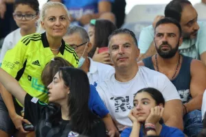(Φωτορεπορτάζ) Ο κόσμος στο Ανόρθωση-ΑΠΟΕΛ