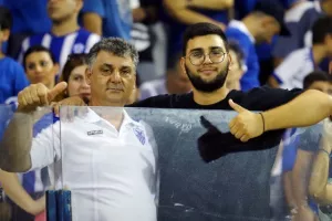 (Φωτορεπορτάζ) Ο κόσμος στο Ανόρθωση-ΑΠΟΕΛ
