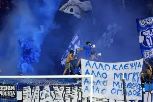 (Φωτορεπορτάζ) Ο κόσμος στο Ανόρθωση-ΑΠΟΕΛ