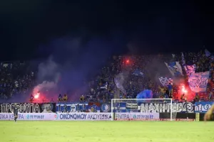 (Φωτορεπορτάζ) Ο κόσμος στο Ανόρθωση-ΑΠΟΕΛ