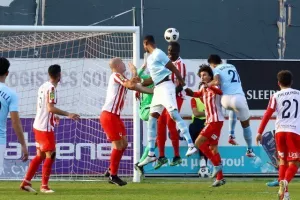 2-0 και 0-0