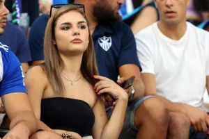 (Φωτορεπορτάζ) Ο κόσμος στο Ανόρθωση-ΑΠΟΕΛ