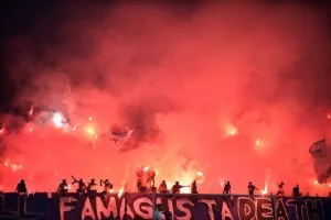 (Φωτορεπορτάζ) Ο κόσμος στο Ανόρθωση-ΑΠΟΕΛ