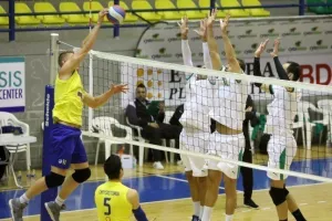 Το «αιώνιο» δεσπόζει στη δεύτερη στροφή